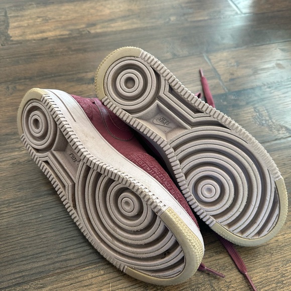 Nike Air Force High Sneakers - Picture 3 of 3